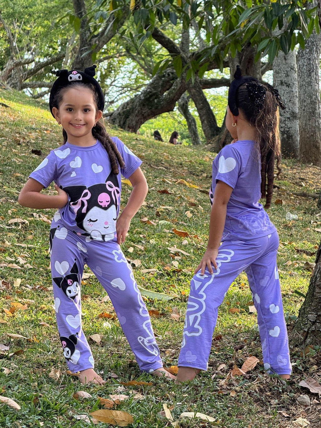 Pijama Niños Kuromi Corazones Blancos